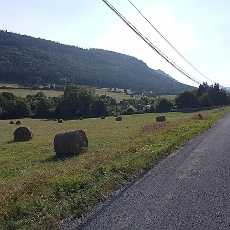 Maison Dans Village Rural بيت للعطل Saint-Louis-et-Parahou