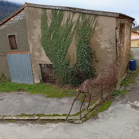 בית נופש Maison Dans Village Rural