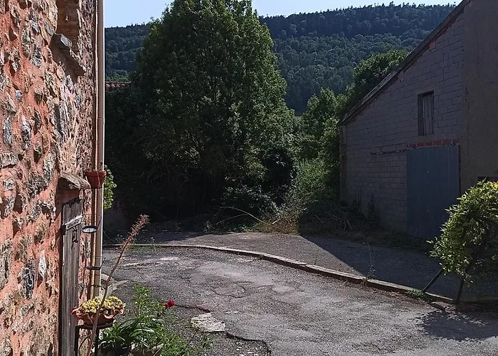 Prázdninový dům Maison Dans Village Rural