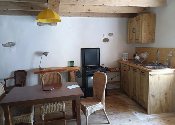 Prázdninový dům Maison Dans Village Rural